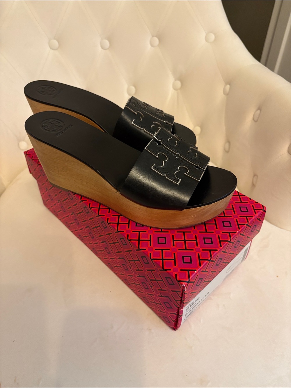 Tory Burch Black Leather Logo Platform Mules - Picture 8 of 8